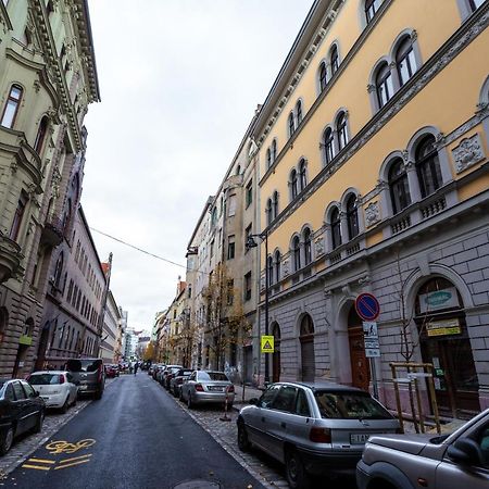 Palace Quarter Suite Budapest Eksteriør billede